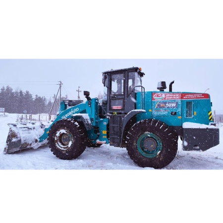 Фронтальный погрузчик Sunward SL52W от интернет-магазина rossel.by