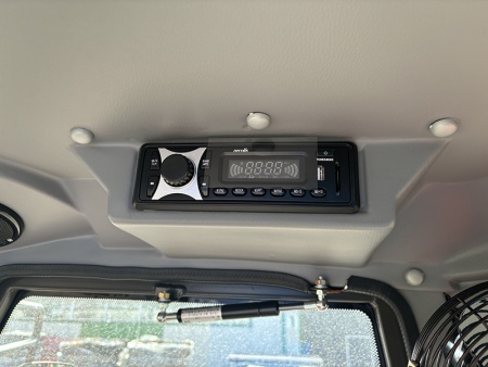 Фронтальный погрузчик Rossel R-1600 от интернет-магазина rossel.by