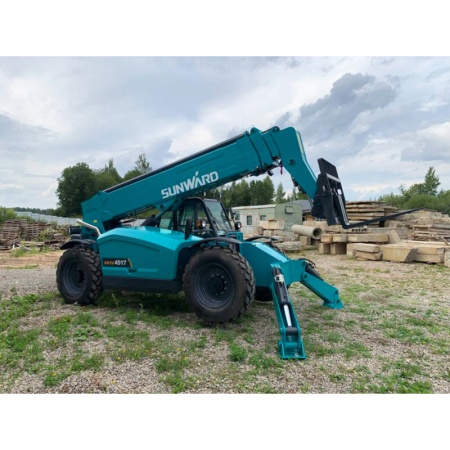 Телескопический погрузчик Sunward SWTH4517 от интернет-магазина rossel.by