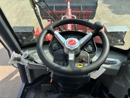 Фронтальный погрузчик Rossel R-800 от интернет-магазина rossel.by