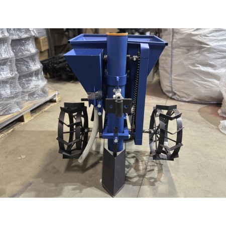 Картофелесажалка КС-01-01 с дозатором для удобрений от интернет-магазина россел.рф