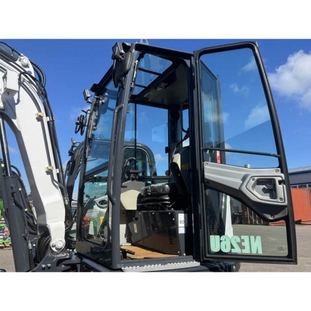 Мини-экскаватор Novamach NE26U от интернет-магазина rossel.by