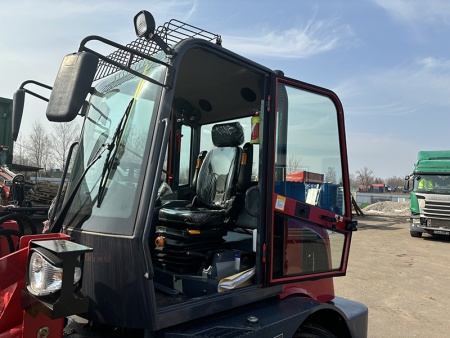 Фронтальный погрузчик Rossel R-800 от интернет-магазина rossel.by