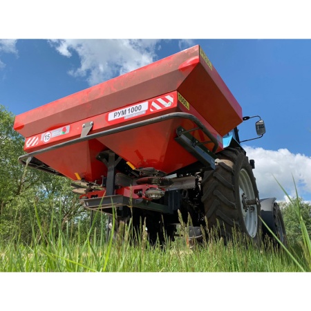 Разбрасыватель удобрений РУМ 2200 литров от интернет-магазина россел.рф