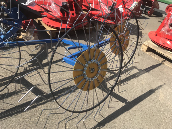 Грабли ворошилки ГВ-4К-230.3 Солнышко от интернет-магазина россел.рф