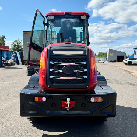 Фронтальный погрузчик Rossel R-1500 от интернет-магазина rossel.by