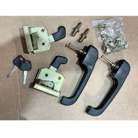 Ручка двери кабины погрузчика Rossel с замком (комплект ключ 2шт, ручка 2 шт, замки 2 шт от интернет-магазина rossel.by