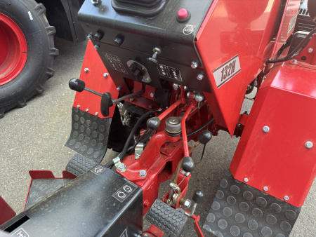 Минитрактор МТЗ Беларус 132Н с двигателем Rato R-390E от интернет-магазина россел.рф