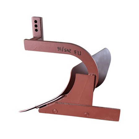 Плуг П3-245/16 МТЗ-05/08/09/12 (сцепка под прямоугольник) от интернет-магазина россел.рф