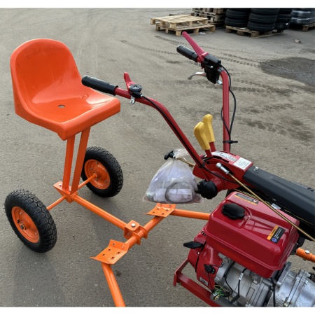 Подталкиватель корма GUSTA 900-PW с адаптером от интернет-магазина rossel.by