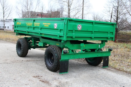 Прицеп тракторный с надставными сетчатыми бортами 2ПТС-4,5-1 от интернет-магазина rossel.by