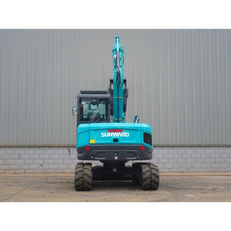 Мини-экскаватор Sunward SWE90UF от интернет-магазина rossel.by