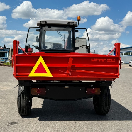 Полуприцеп-самосвал Уралец 1,5т. 3 стороны опрокидования от интернет-магазина rossel.by
