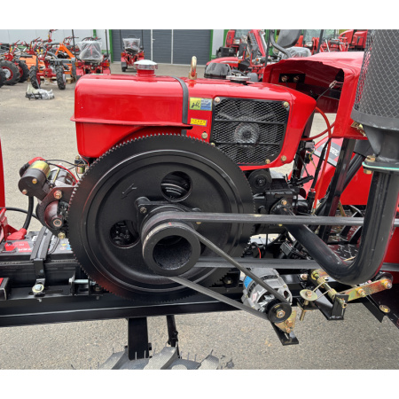 Минитрактор Rossel XT-184D от интернет-магазина россел.рф