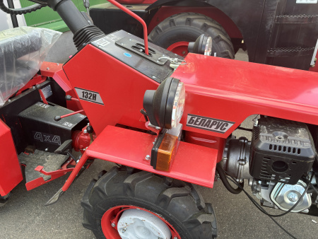 Минитрактор МТЗ Беларус 132Н с двигателем Rato R-390E от интернет-магазина россел.рф