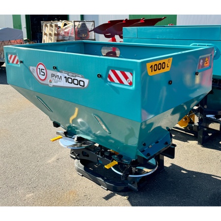 Разбрасыватель РУМ-1000 полевой усиленный, тентованный (порошковая покраска) от интернет-магазина россел.рф