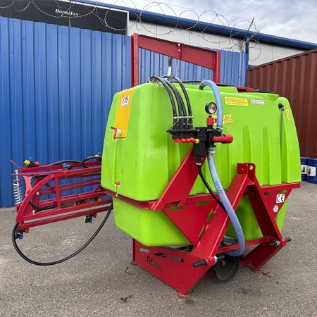 Опрыскиватель Demarol 600L-12M от интернет-магазина россел.рф
