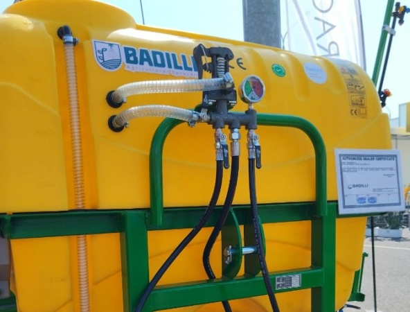 Опрыскиватель Badilli ARP 600 LT от интернет-магазина россел.рф