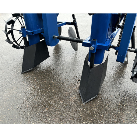 Картофелесажалка 2КСТ 01-01 (на 3 точки) от интернет-магазина россел.рф