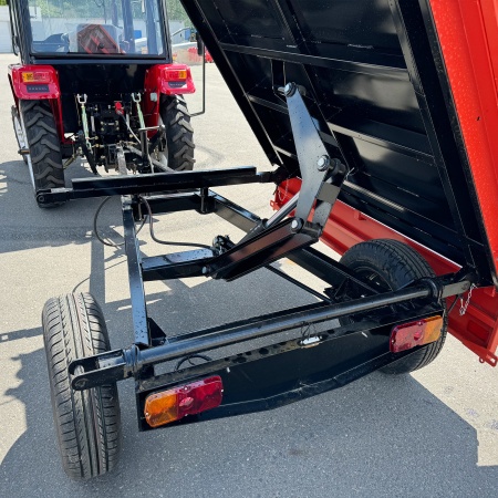 Полуприцеп-самосвал Уралец 1,5т. 3 стороны опрокидования от интернет-магазина rossel.by