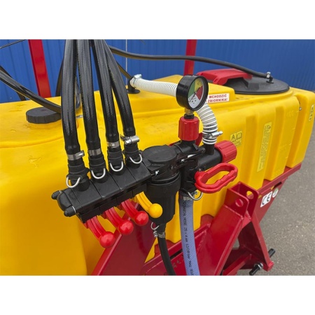 Опрыскиватель Demarol 400L-12М от интернет-магазина россел.рф