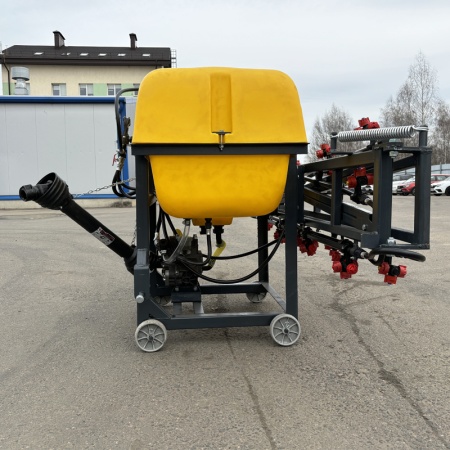 Опрыскиватель полевой навесной Rossel P300 от интернет-магазина россел.рф