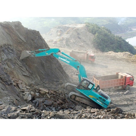 Большой экскаватор Sunward SWE365E-3 от интернет-магазина rossel.by