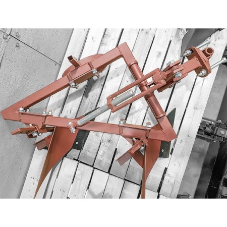 Плуг двухкорпусный для минитрактора от интернет-магазина россел.рф