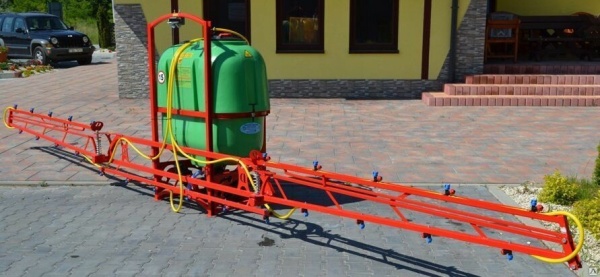 Опрыскиватель Demarol 1000L - 15M от интернет-магазина россел.рф