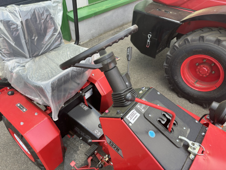 Минитрактор МТЗ Беларус 132Н с двигателем Rato R-390E от интернет-магазина россел.рф