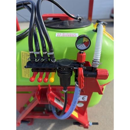 Опрыскиватель Demarol 300L-10М от интернет-магазина россел.рф