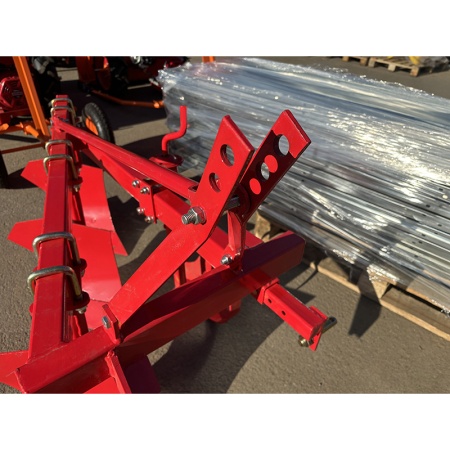 Плуг трехкорпусный 1L-320 от интернет-магазина россел.рф