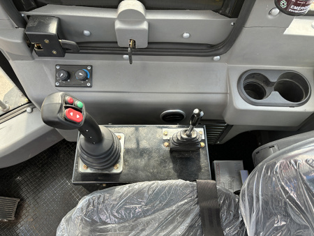 Фронтальный погрузчик Rossel R-4100 от интернет-магазина rossel.by