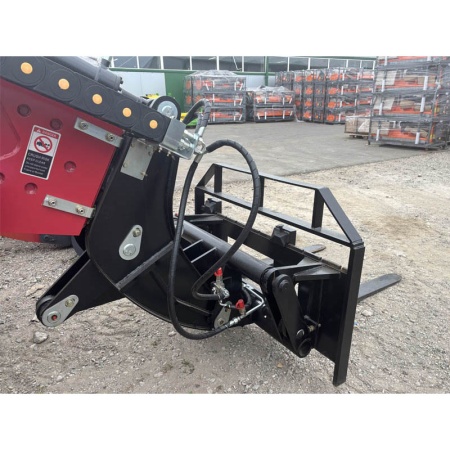 Вилы к фронтальному погрузчику Rossel R-3000 от интернет-магазина rossel.by