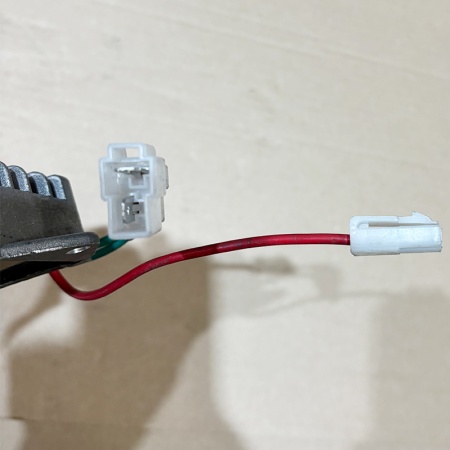 Реле-регулятор напряжения 3 провода с 2  разъемами от интернет-магазина rossel.by