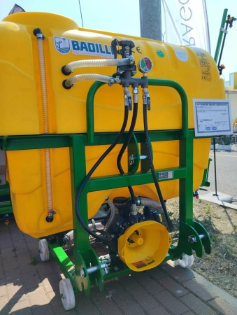 Опрыскиватель Badilli ARP 1000 LT от интернет-магазина россел.рф