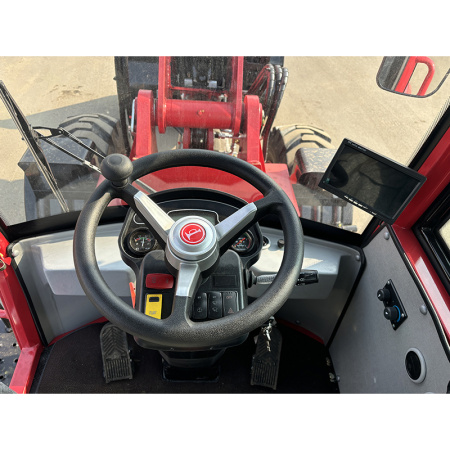 Фронтальный погрузчик Rossel R-3000 от интернет-магазина rossel.by