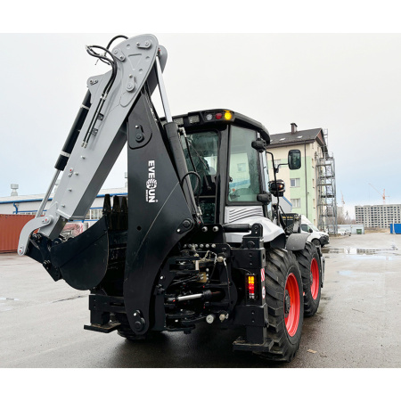 Экскаватор-погрузчик ERB100