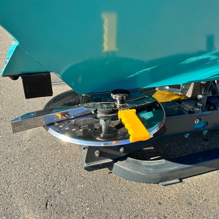 Разбрасыватель РУМ-1000 полевой усиленный, тентованный (порошковая покраска) от интернет-магазина россел.рф