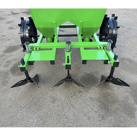 Картофелесажалка навесная Rossel КСН-2Л (междурядье 50-75см) от интернет-магазина россел.рф