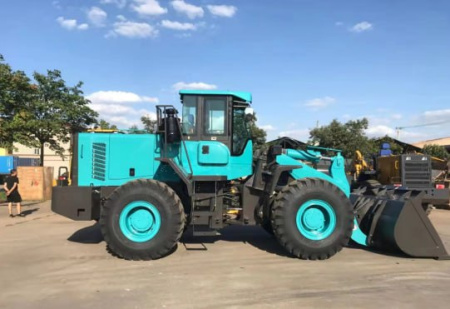 Фронтальный погрузчик Rossel R-5000 от интернет-магазина rossel.by