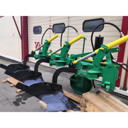 ПГП-3-35-3 Плуг 3-х корпусный (2022 год выпуска) от интернет-магазина россел.рф