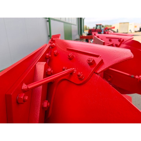 Плуг МЗШ оборотный 3-корпусный навесной ПОН-3-35 от интернет-магазина россел.рф